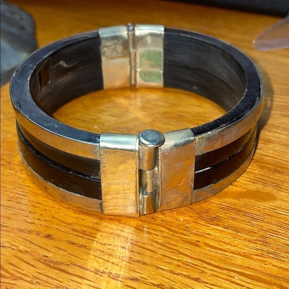 Vintage Black and Gold Men's Bracelet
